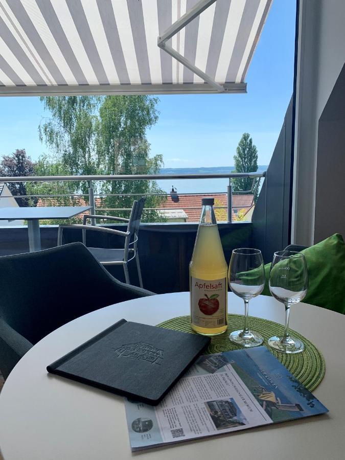 Ferienwohnungen Der Loewen Hagnau Eksteriør billede